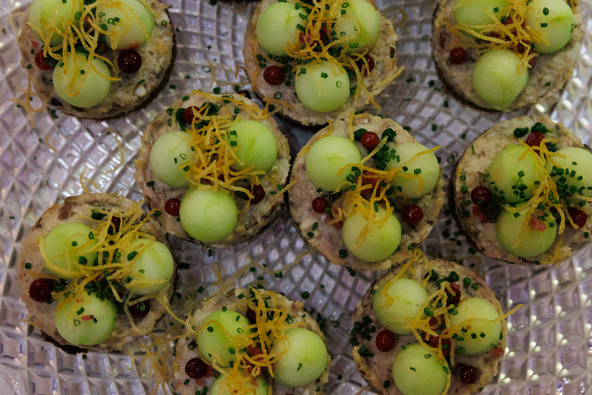 Вдохновение из прошлого: ужин по рецептам Александра Дюма в Москве