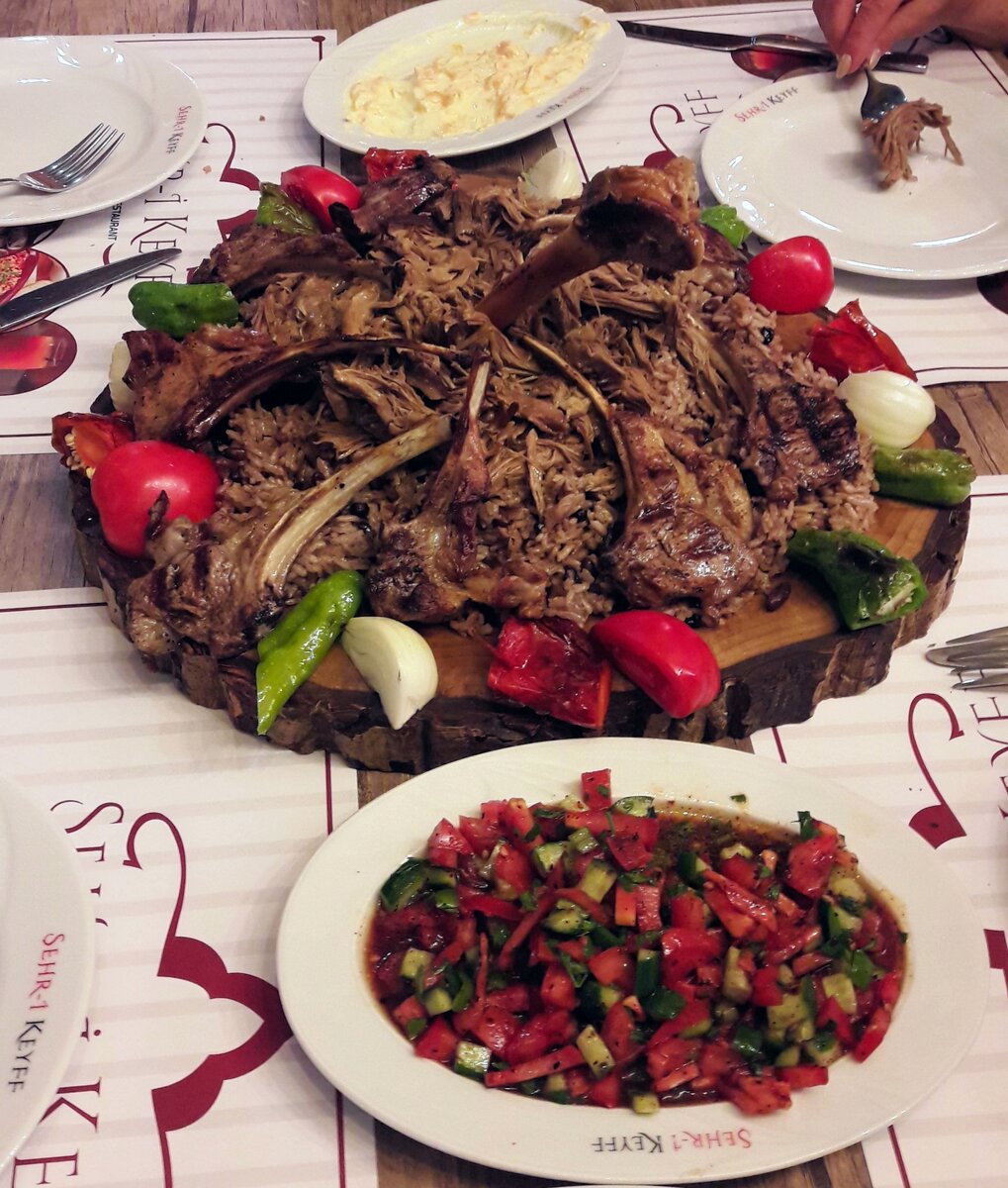 Сытные мясные шедевры для вашего праздничного стола