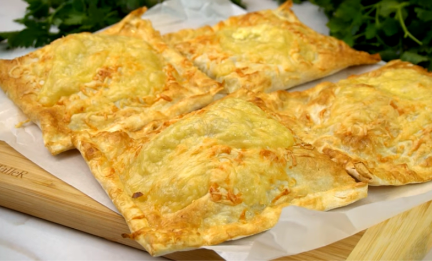 Лаваш вместо теста: Быстрые и вкусные «ленивые» пирожки