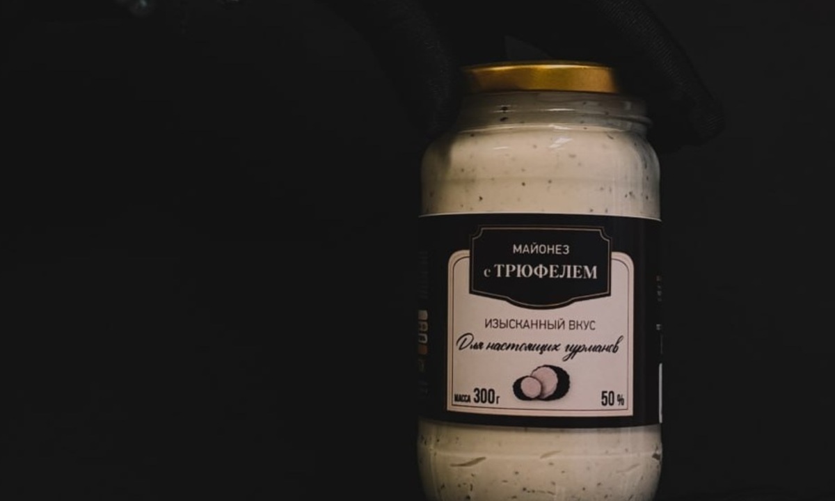 Новогодний стол с особым акцентом: белорусский майонез с трюфелем удивит гурманов