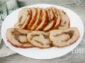Как приготовить аппетитный свиной рулет с грибами в духовке