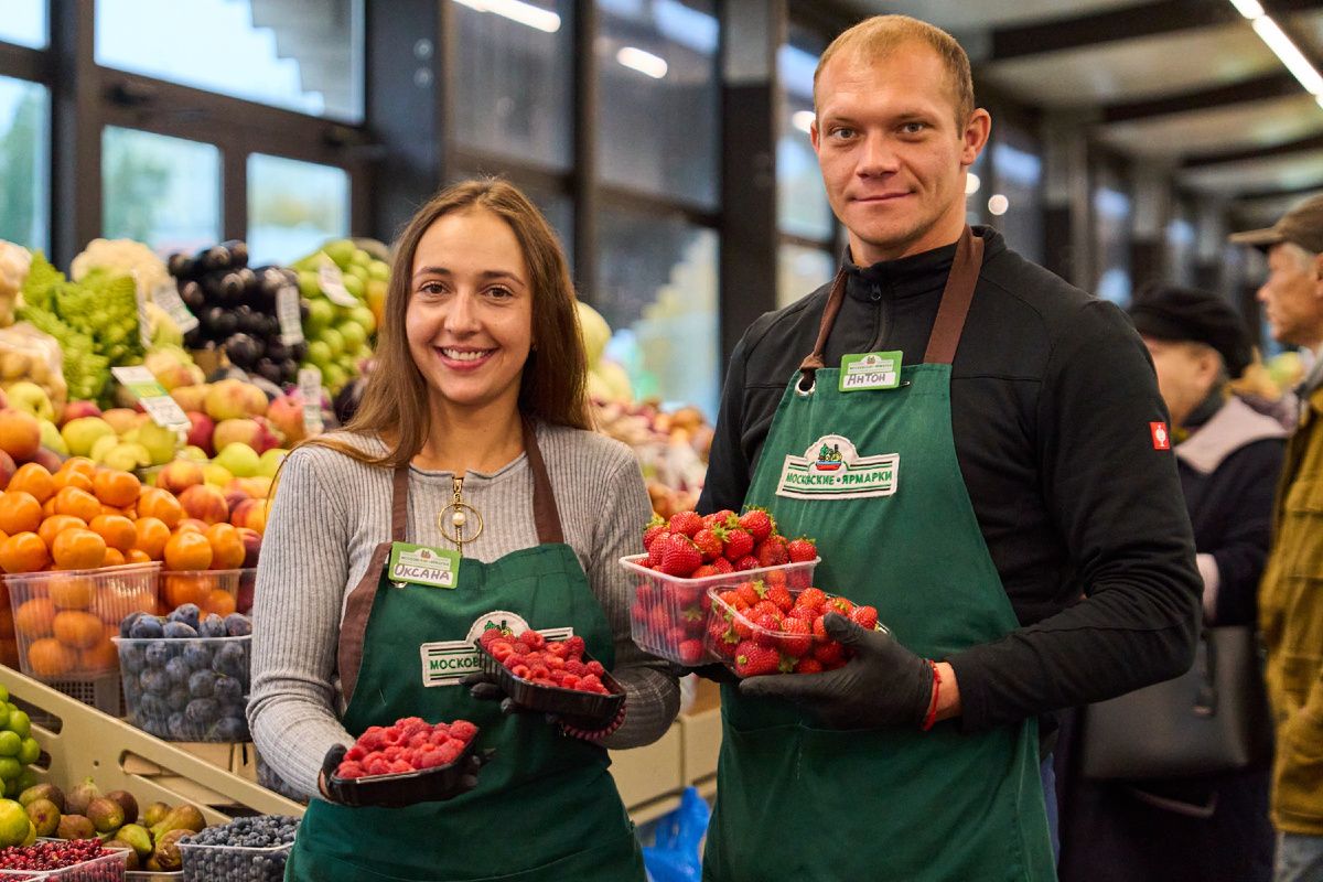 Ягоды ремонтантных сортов на московских ярмарках: осень с восторгом