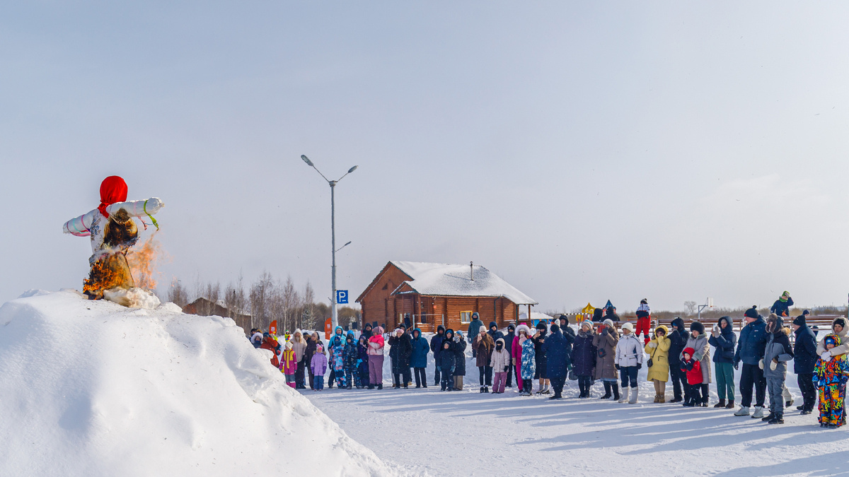 На спортивной базе «Синара» в Каменске-Уральском отпраздновали Масленицу