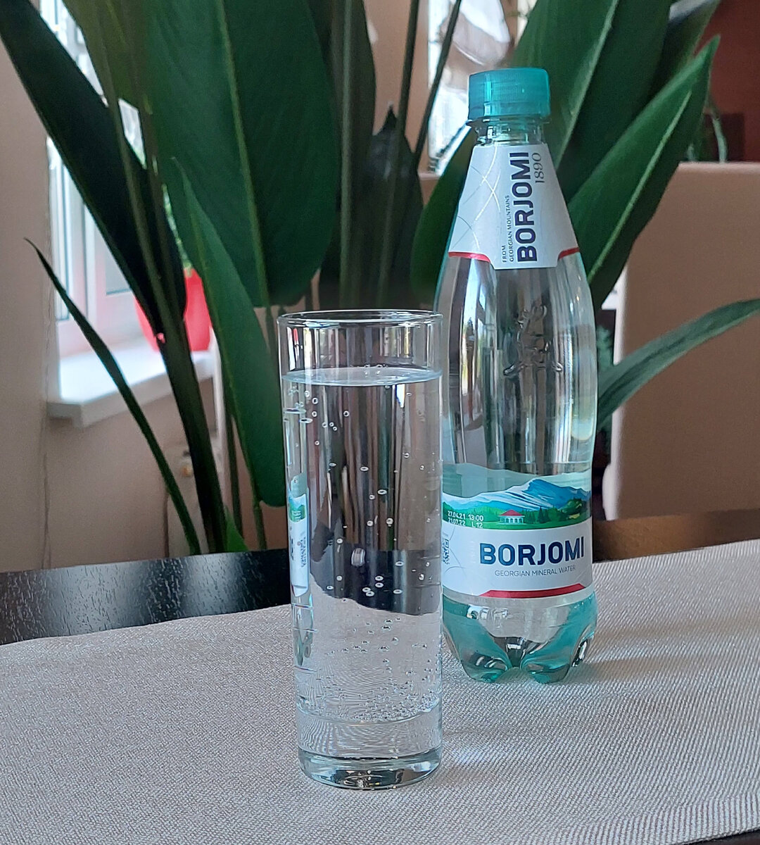 Как правильно пить воду: рекомендации от эксперта