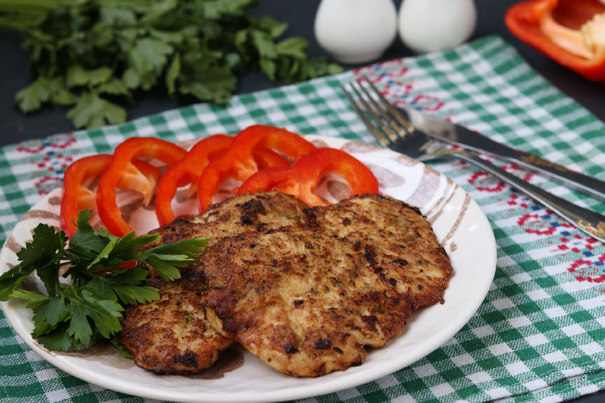 Вкуснейший шницель из индейки в духовке: неожиданные рецепты