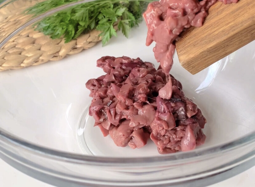 Как быстро и вкусно приготовить закуску из куриней печени: секреты и советы
