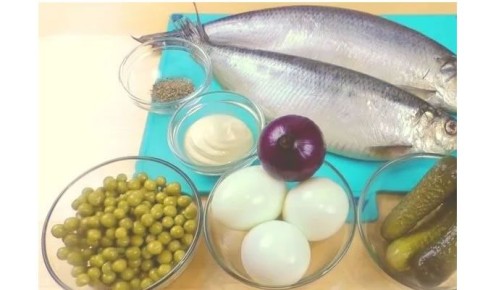 Сельдь с яйцом и горошком: аппетитная закуска на любой случай