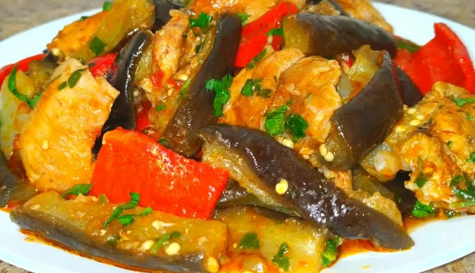 Курица с баклажанами и овощами: идеальный рецепт для всей семьи