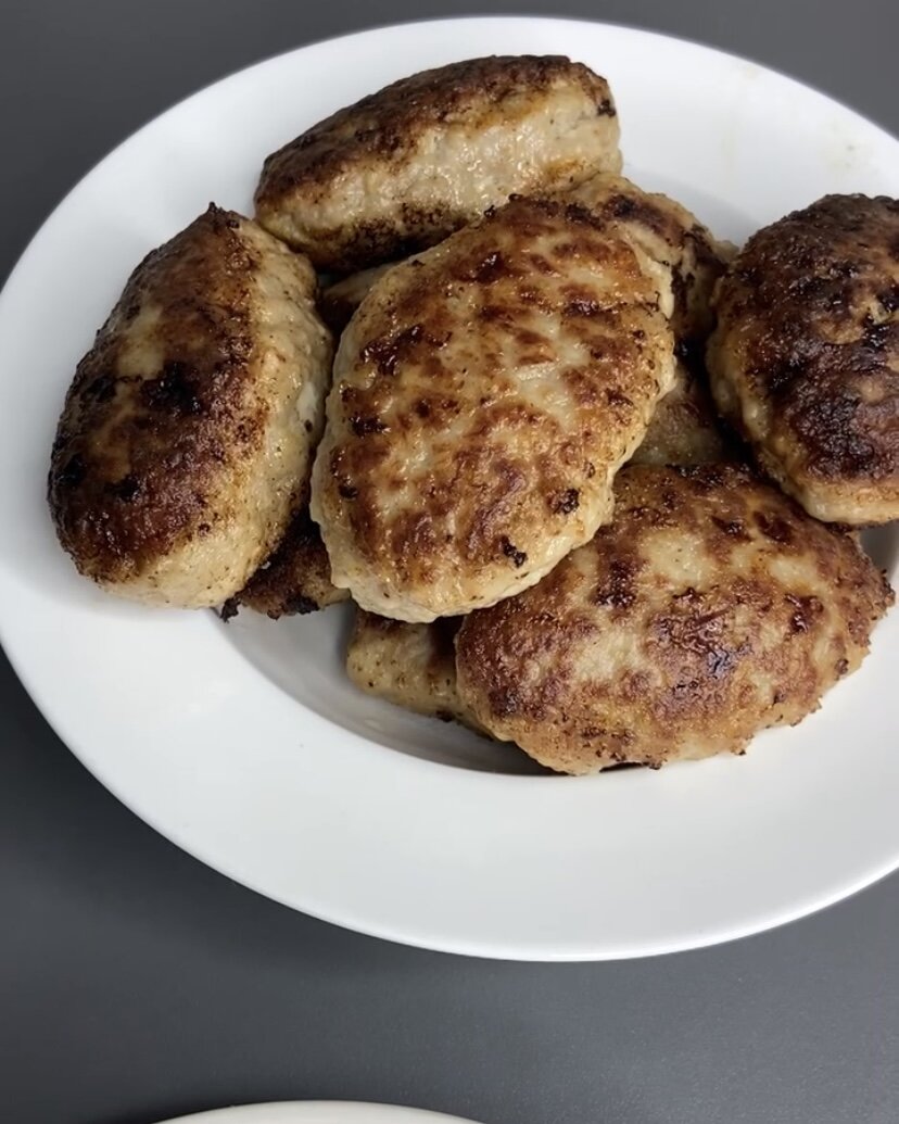 Как сделать котлеты, которые никто не сможет устоять: секреты идеального фарша