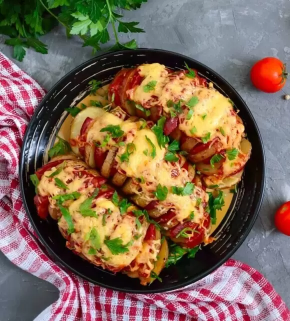 Запечённый картофель с секретом: идеальный рецепт для любого стола