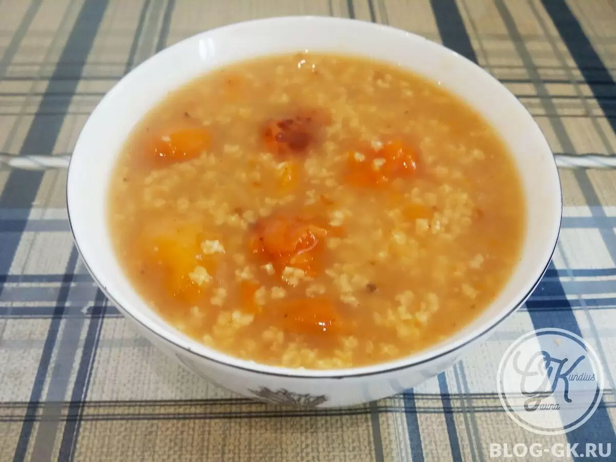 Нежный фруктовый суп с пшеном и сухофруктами: простота лучше всего